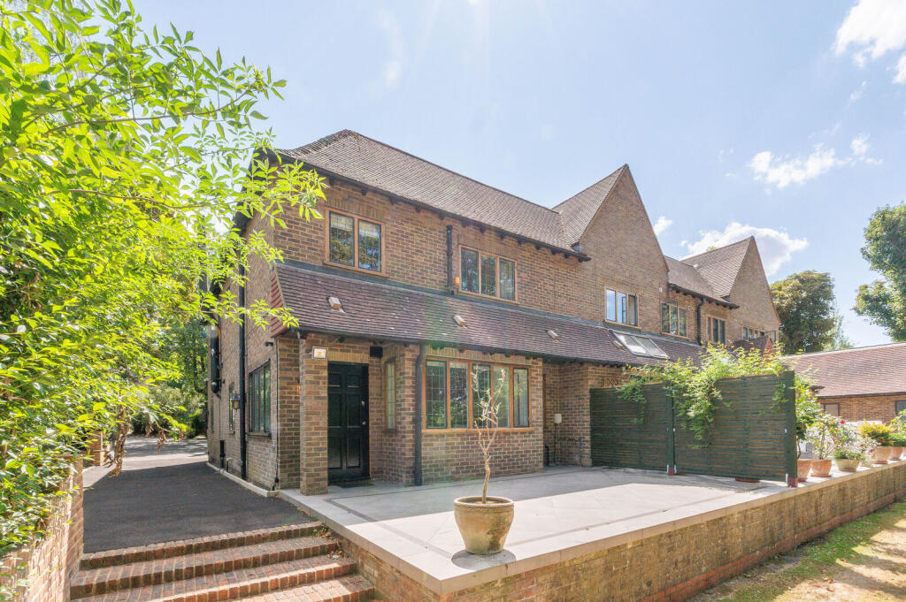 Main image of property: Private Estate, Purley, CR8