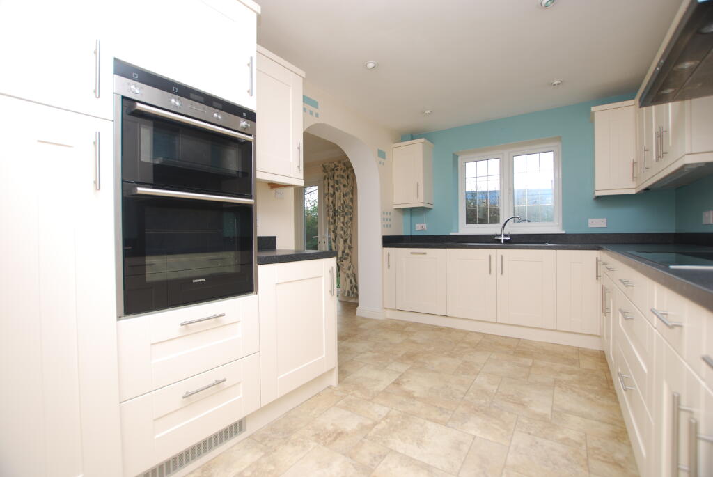 House in Milton Keynes - View 2