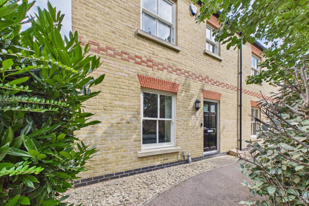 Main image of property: Temple Place, Huntingdon, Cambridgeshire, PE29