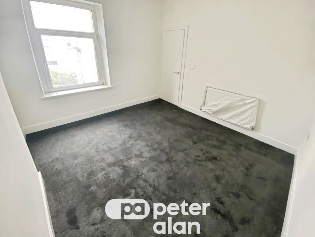 House in Aberdare, Aberaman North - More