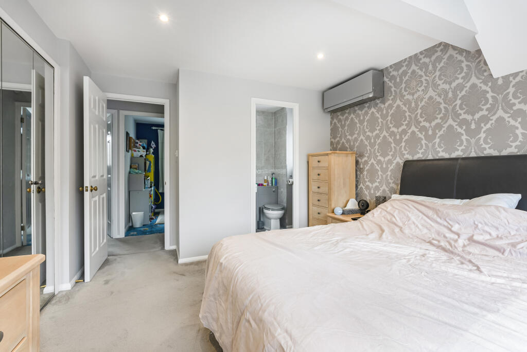 Additional image 12 of Coltsfoot, Welwyn Garden City, Hertfordshire, AL7