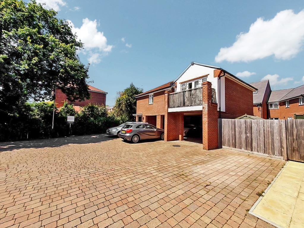 Main image of property: Cavendish Drive, Locks Heath, Southampton