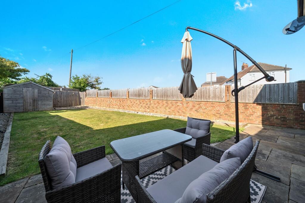 House in Strood, Salters Cross - View 4