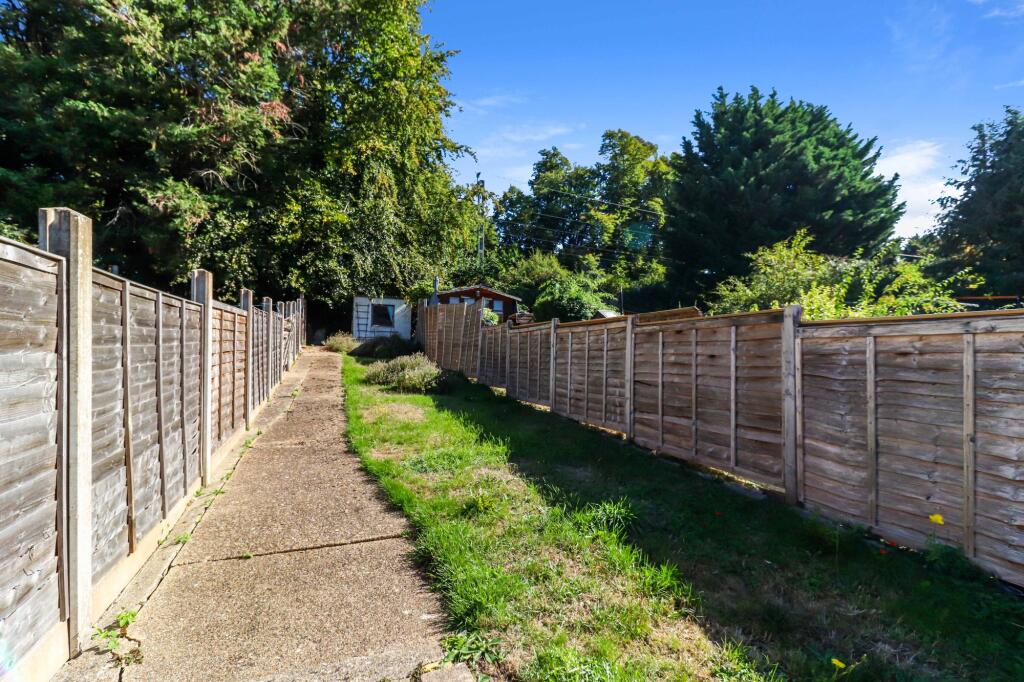 House in Watford - View 4
