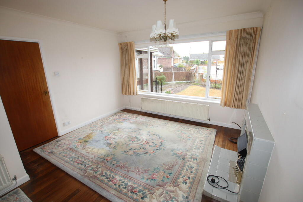 House in Clacton-on-Sea, Holland-on-Sea - More