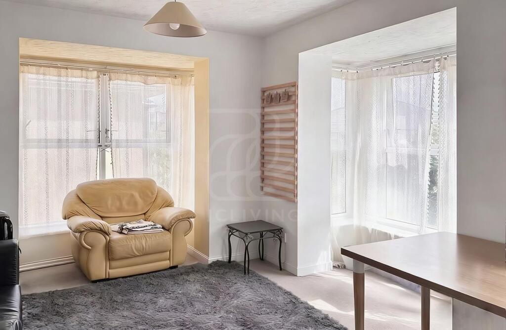 Main image of property: Cumberland House, London