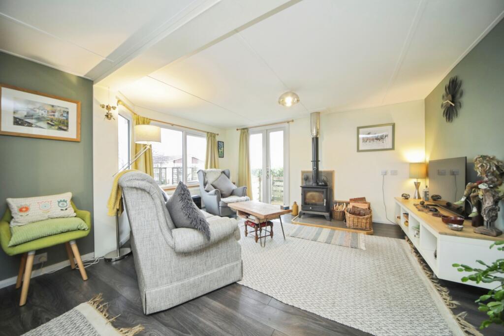 Debenham Corner, Wetheringsett, Stowmarket, Suffolk, IP14 photo 3