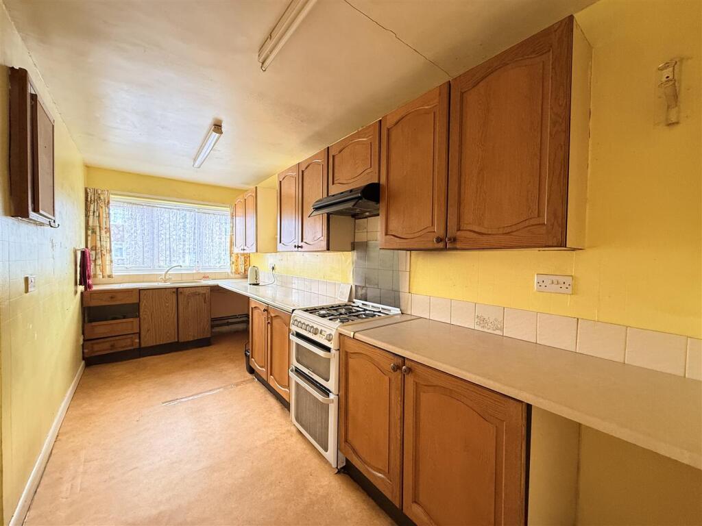 House in Dudley - View 5