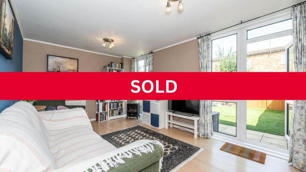 Main image of property: Evesham Way, Battersea, London SW11 5QX