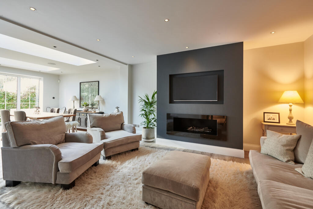 House in Richmond, Petersham - View 3