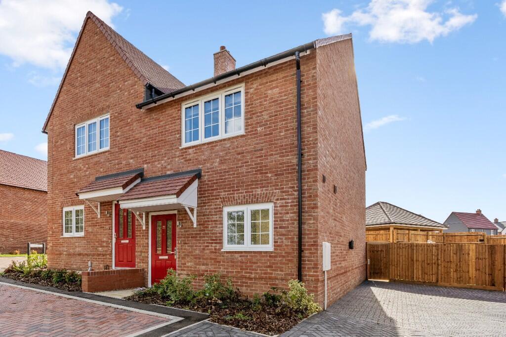 Main image of property: Cantle Mews, Braintree, Essex, CM7
