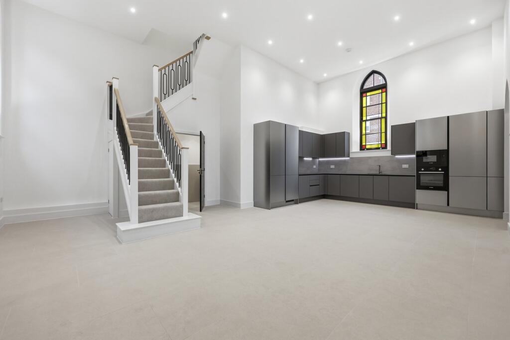 Main image of property: Hall Street, Chelmsford, CM2