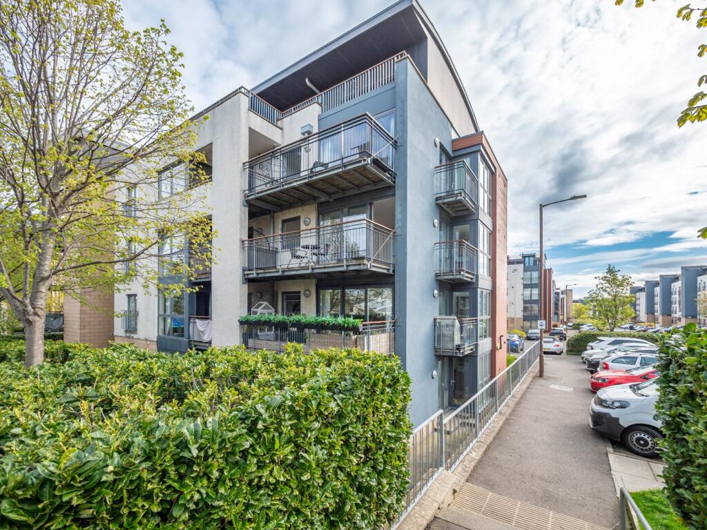 Main image of property: 2/12 East Pilton Farm Avenue, Edinburgh, EH5