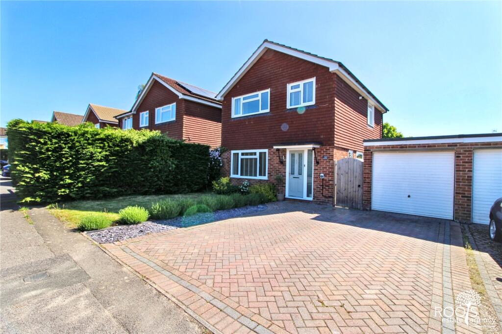 Main image of property: Glendale Avenue, Newbury, Berkshire, RG14