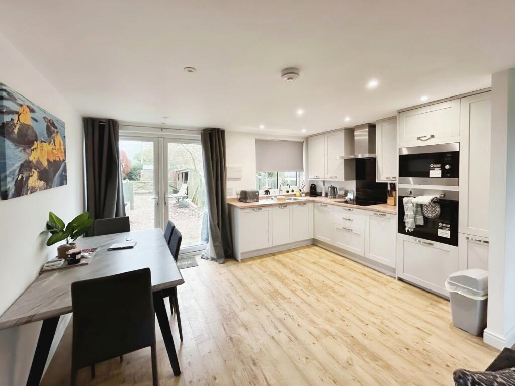 House in Tonbridge - View 5