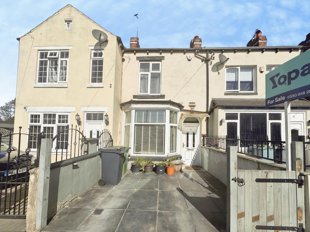 2-bed terraced on Field Terrace, Leeds, LS15, £170,000