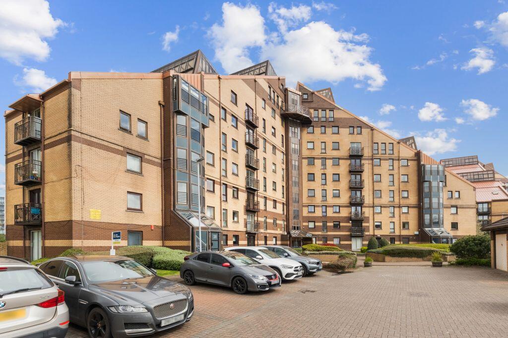 Main image of property: 38 Mavisbank Gardens, Festival Gardens, G51