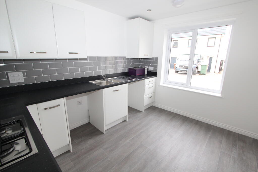 House in Plymouth - View 3