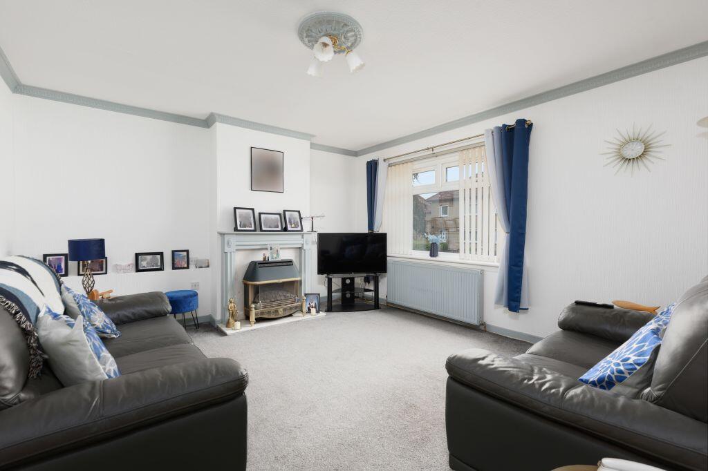 House in Kirkcaldy, Fife - View 2