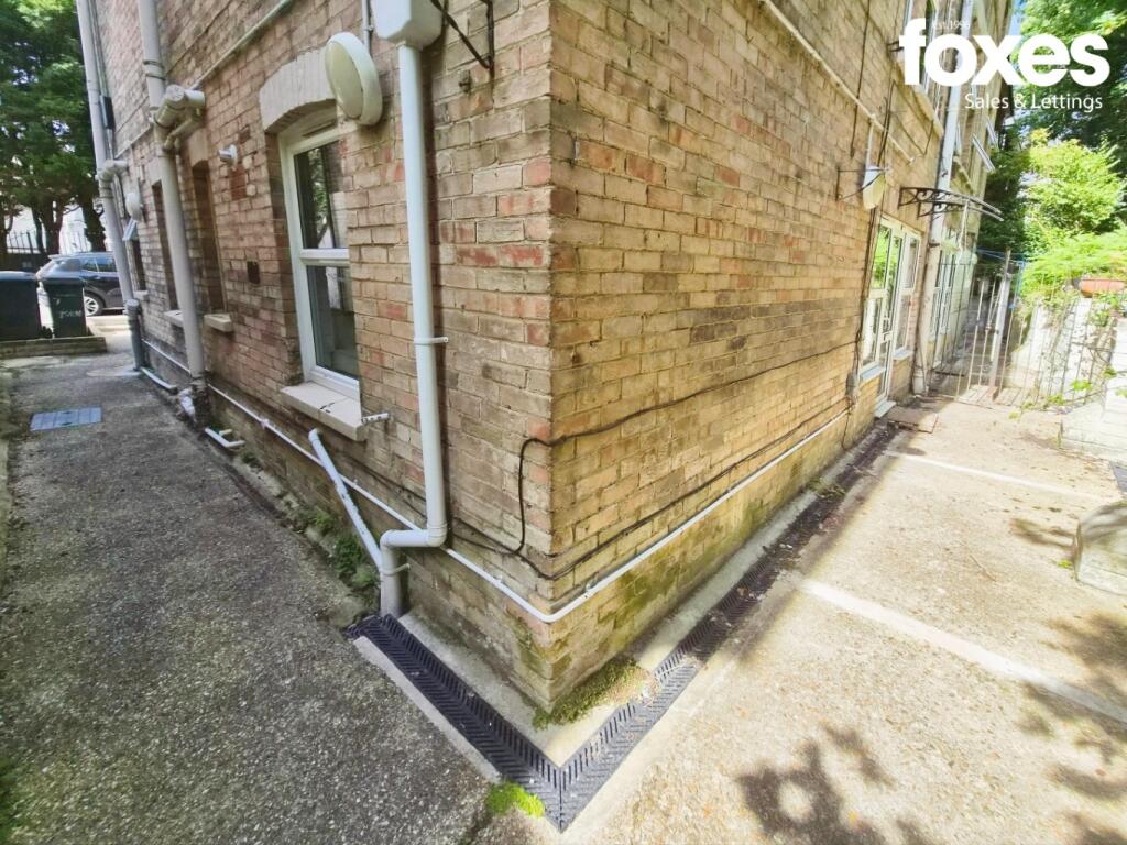 Wootton Gardens, Bournemouth, BH1 1PW - Widok 2