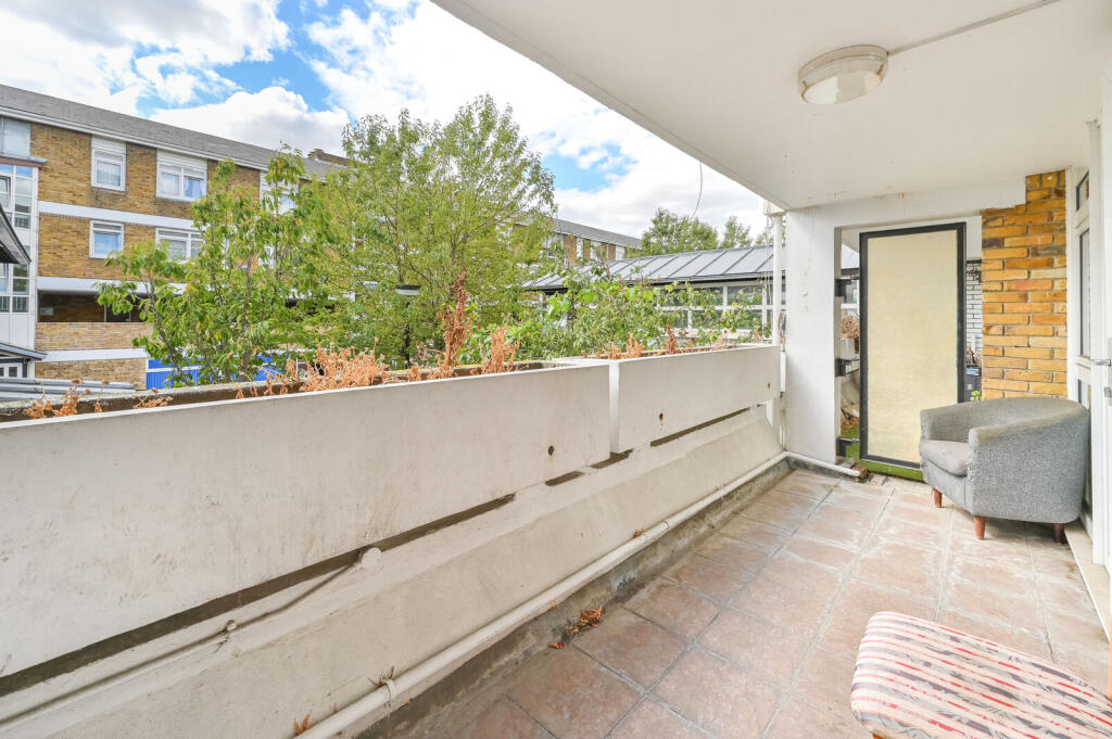 Apartment in London - View 4