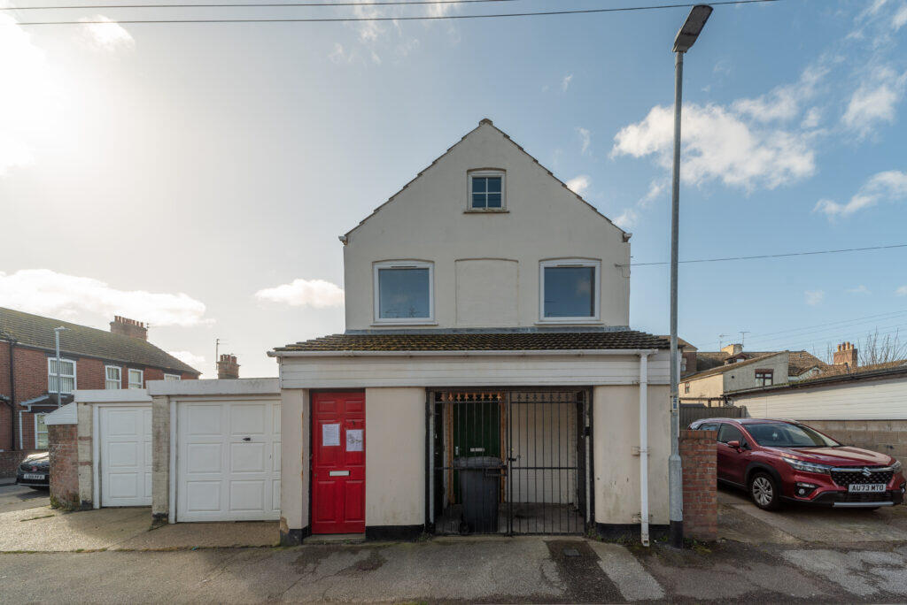 Main image of property: 29 Hervey Street, Lowestoft, NR32 2JG
