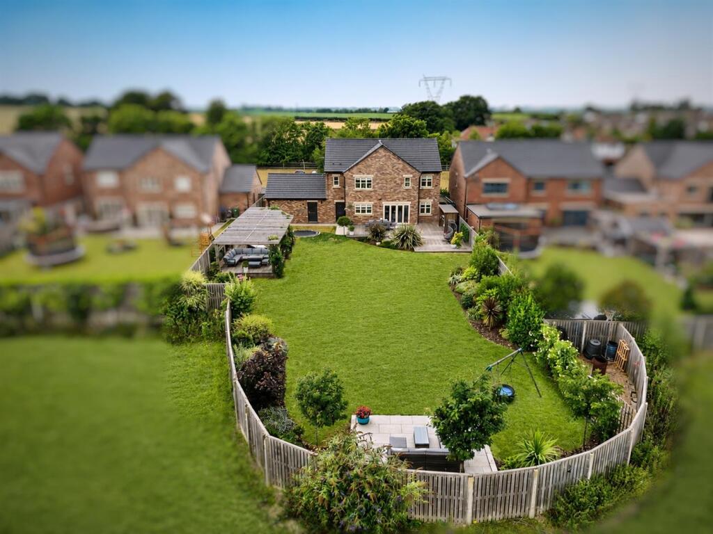 House in Sheffield - View 2