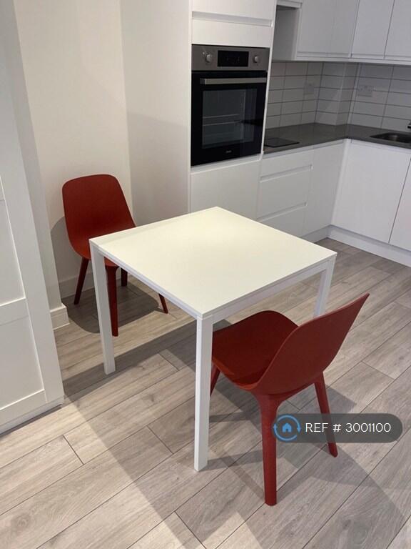 Apartment in London, Finsbury Park - More