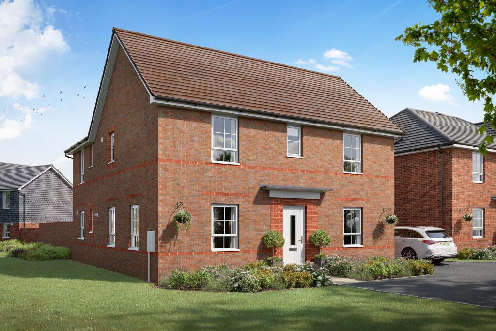 4-bed detached on Station Road, 
Hailsham, 
East Sussex, 
BN27 2BY, £500,000