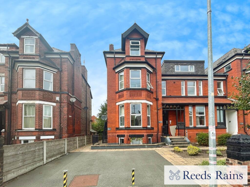 Main image of property: Victoria Crescent, Eccles, Manchester, Greater Manchester, M30