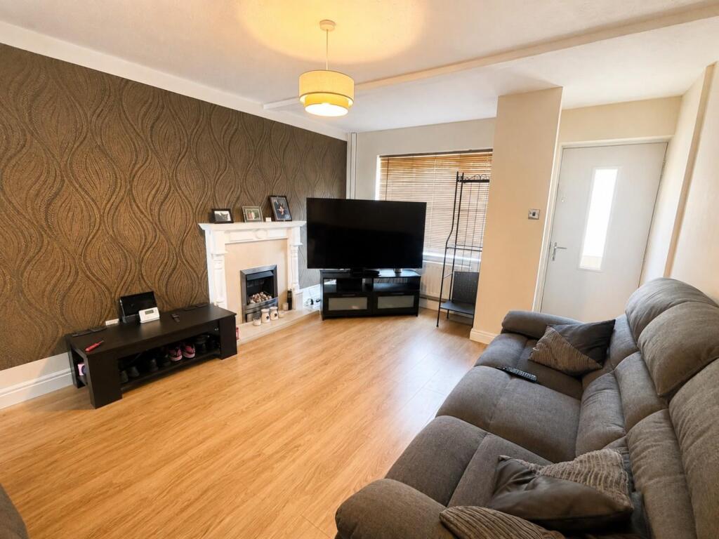 House in Walsall, Rough Hay - View 4
