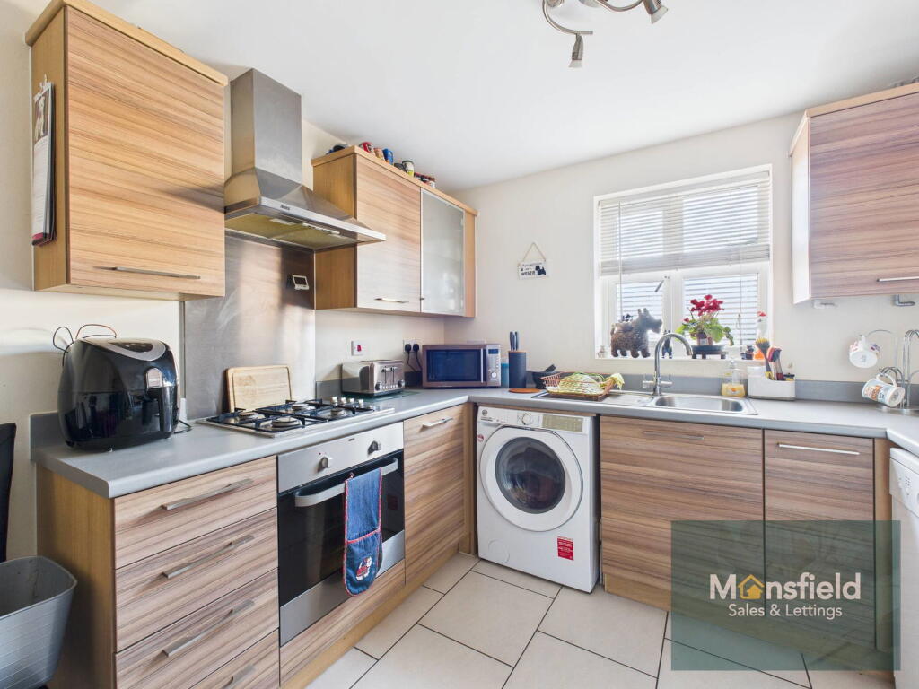 Ocean Drive, Warsop, Mansfield, NG20 0FD photo 2