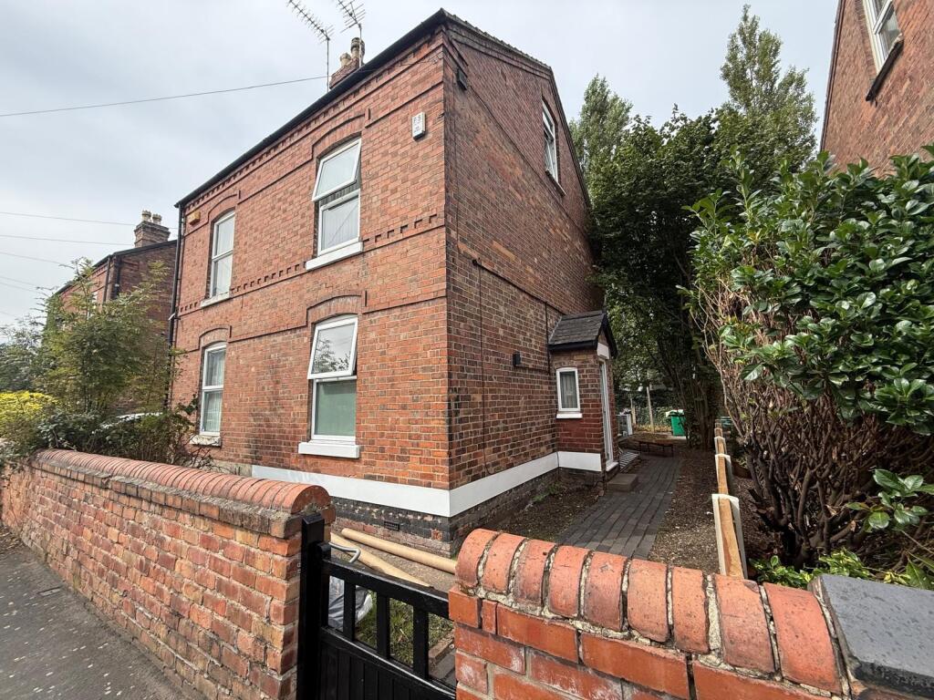 Main image of property: Highfield Road, Nottingham, NG7 2JE
