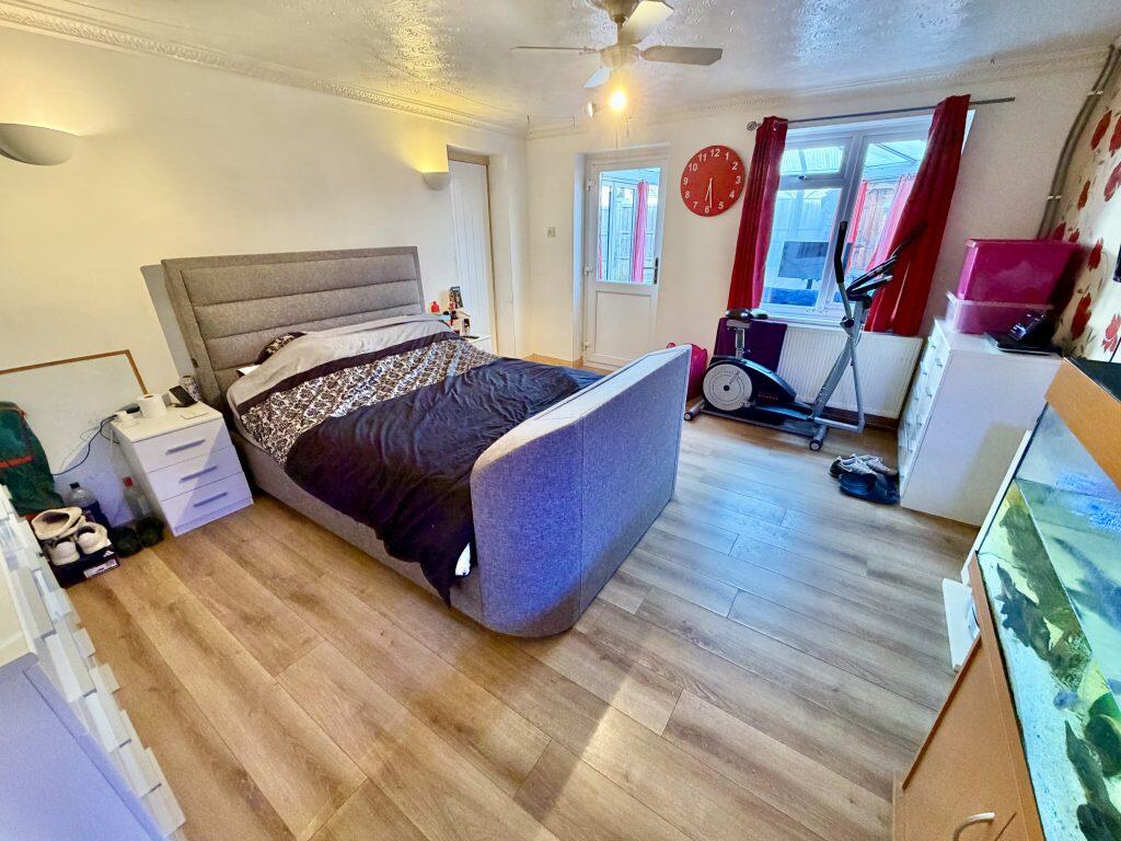 Additional image 5 of Long Mead, Yeovil, Somerset, BA21