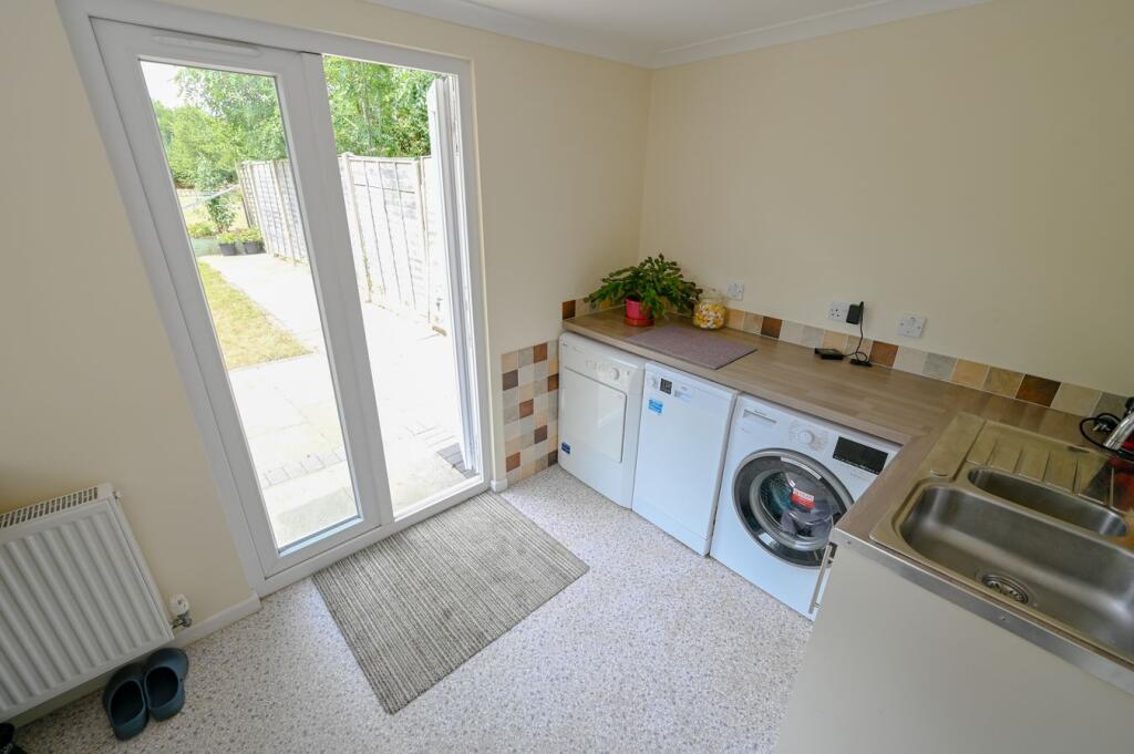 Cutlers Place, Wimborne, BH21 photo 5