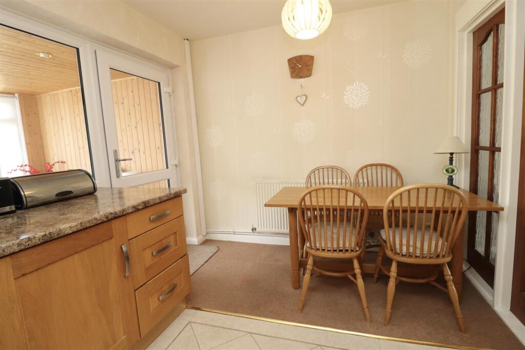 House in York - View 4