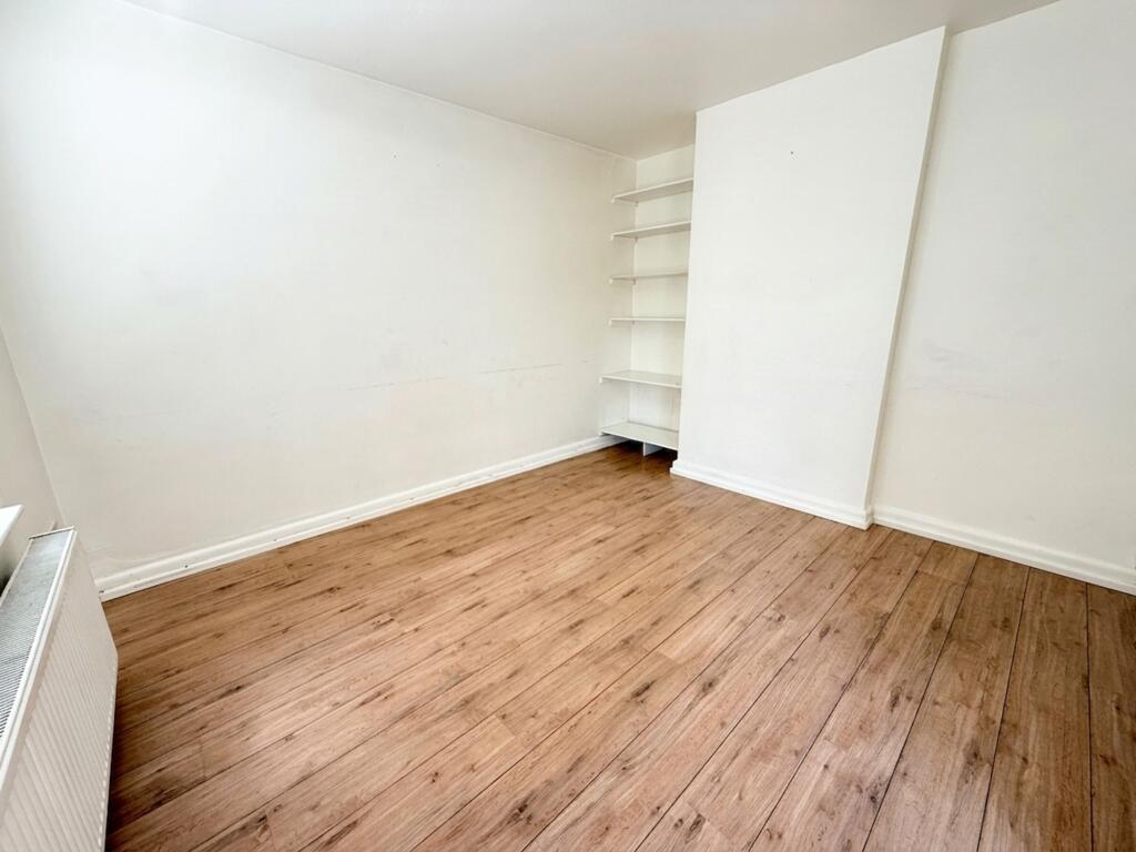 House in Watford - View 5