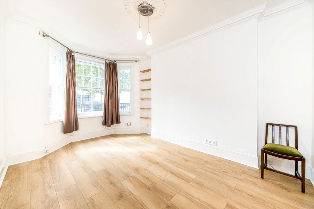 Apartment in London - View 2
