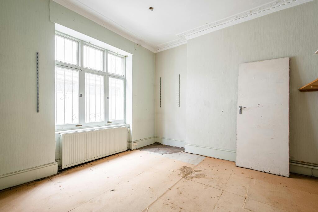 Hackney Grove Low Res 6.jpg
