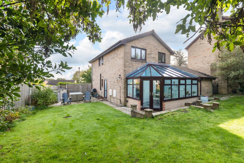 Main image of property: Moorcroft Road, Fulwood, S10