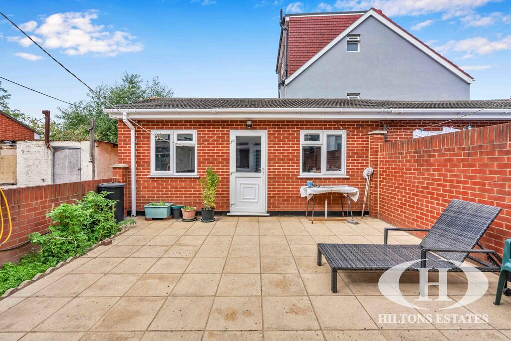 House in Southall - View 4