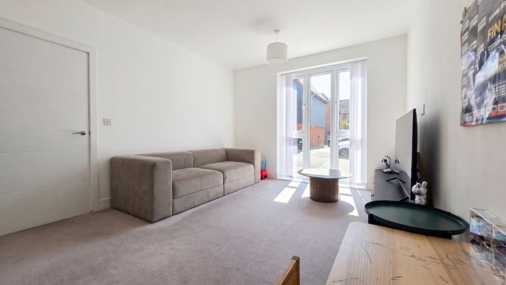 House in Crowthorne, Buckler's Park, Bracknell Forest - View 5