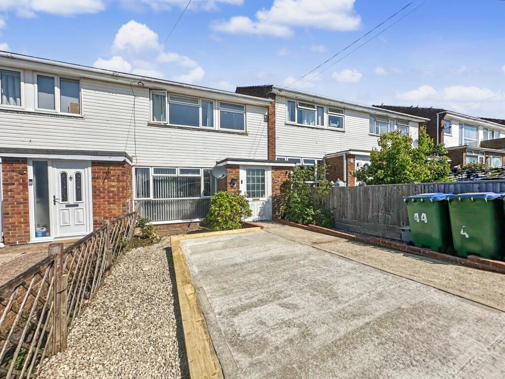 Main image of property: Kings Avenue, Newhaven, BN9 0NA