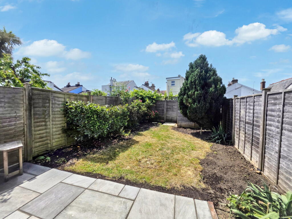 House in Tunbridge Wells, Kent - View 4