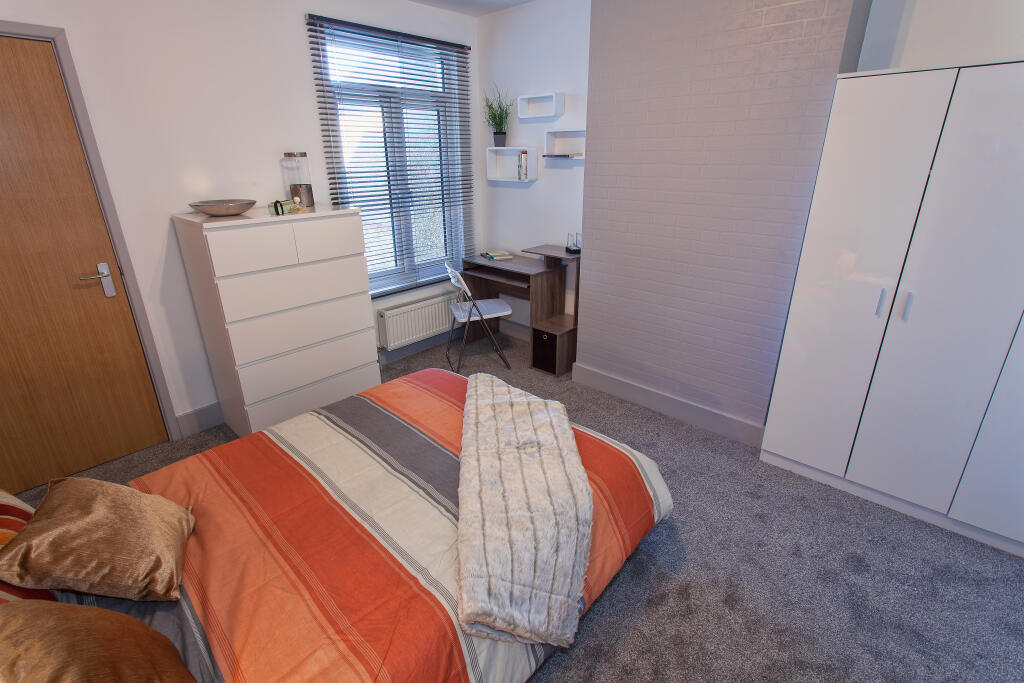 Main image of property: Aretha House, 169 Vicarage Road