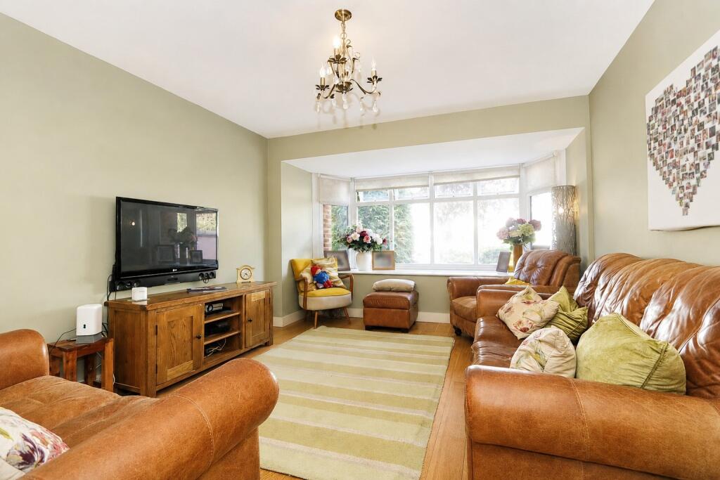 House in Southend-on-Sea - View 4