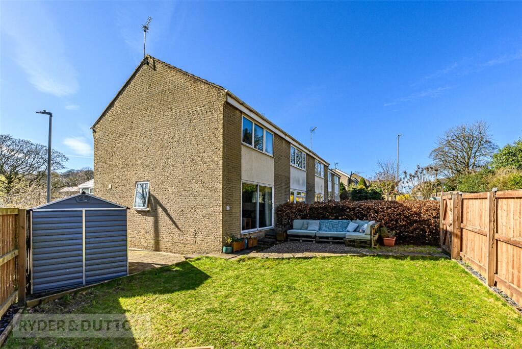 3-bed terraced on Holmfirth Road, New Mill, Holmfirth, West Yorkshire, HD9, £190,000