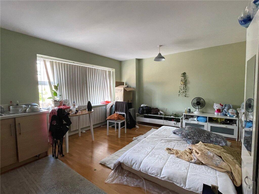 Apartment in Luton - View 2