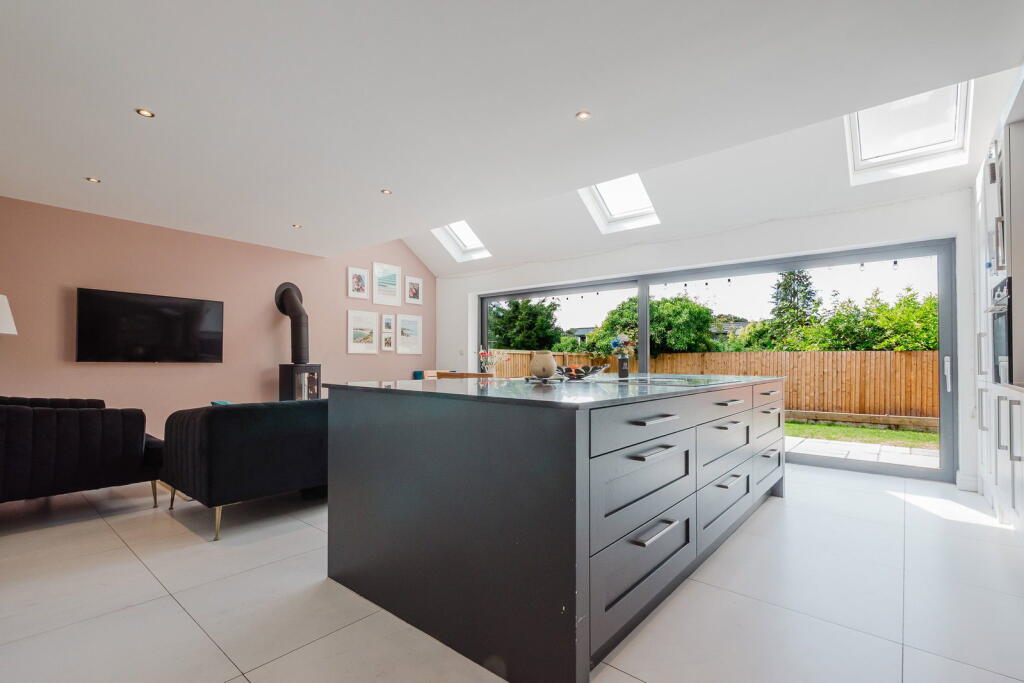 House in Lymm, Warrington - View 4