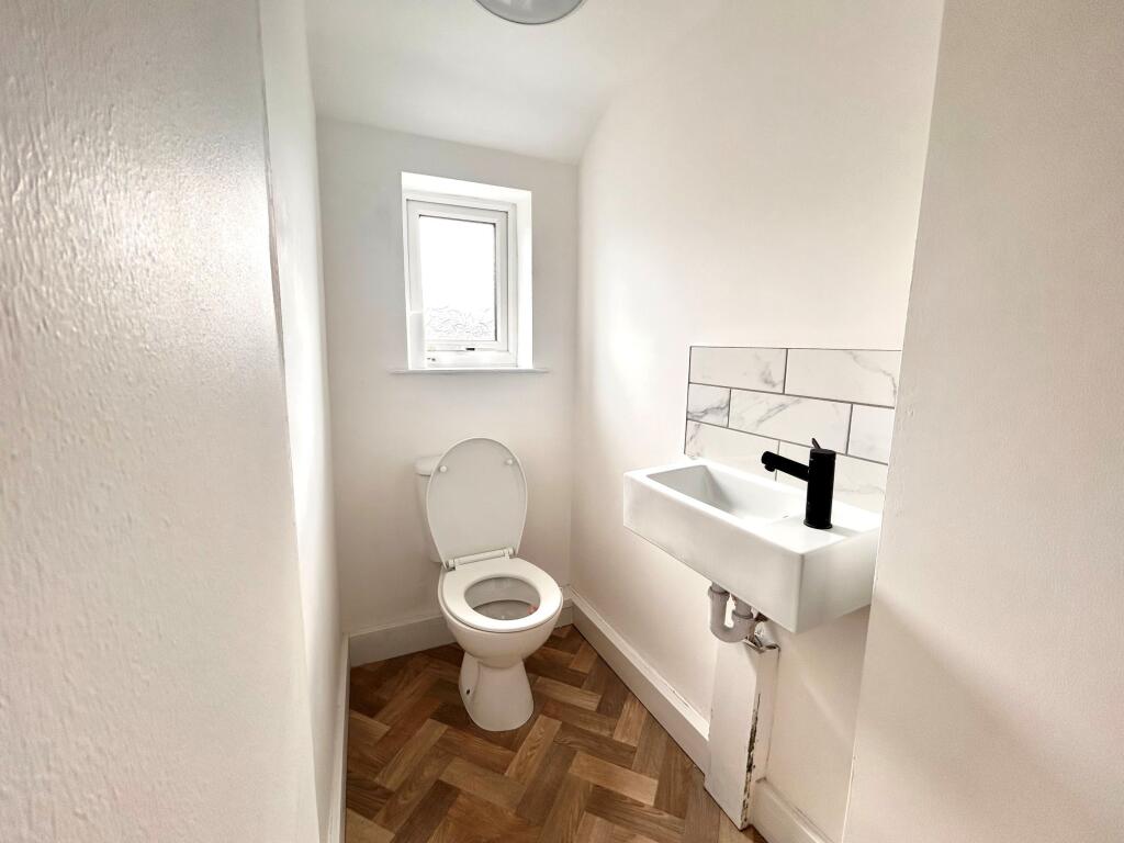 House in Cardiff, Maesteg - View 5